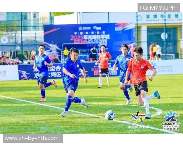 足球场上的激情瞬间：球星进门定格的精彩时刻与胜利背后的故事